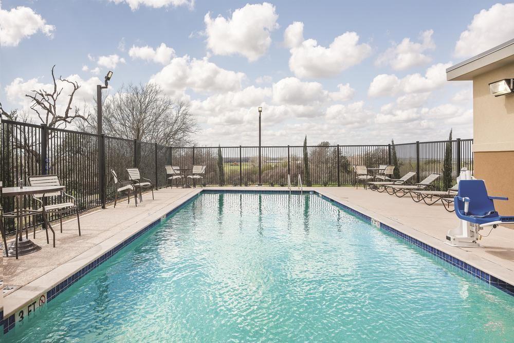 Sleep Inn & Suites Gonzales Near Palmetto State Park Екстер'єр фото