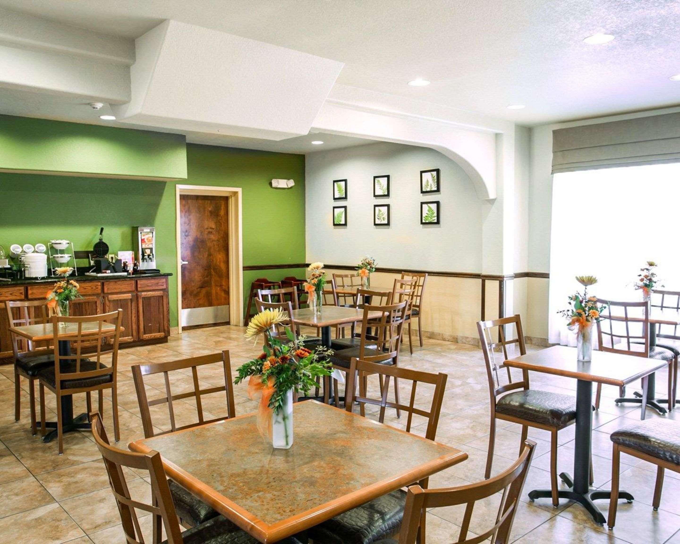 Sleep Inn & Suites Gonzales Near Palmetto State Park Екстер'єр фото