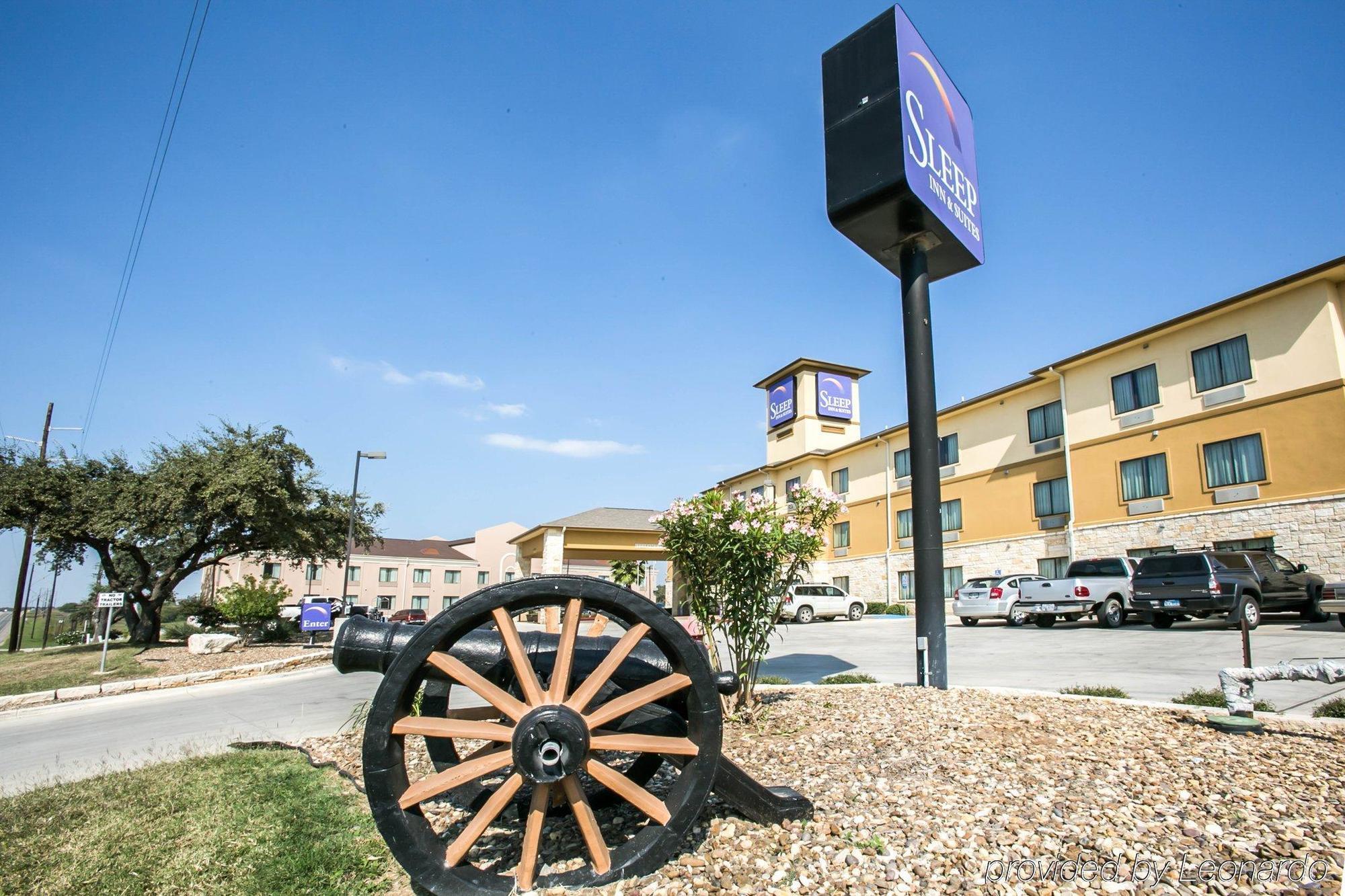 Sleep Inn & Suites Gonzales Near Palmetto State Park Екстер'єр фото